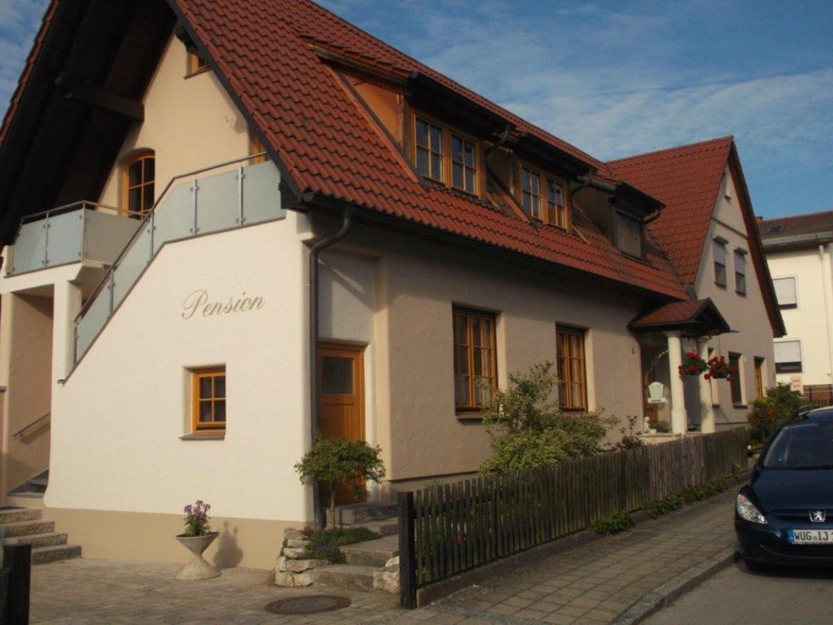Pension/Fewo E. Tschernach トロイヒトリンゲン エクステリア 写真